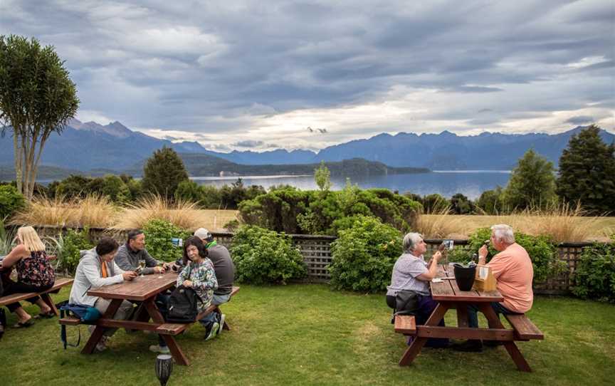 Manapouri Lakeview Cafe and Bar, Manapouri, New Zealand