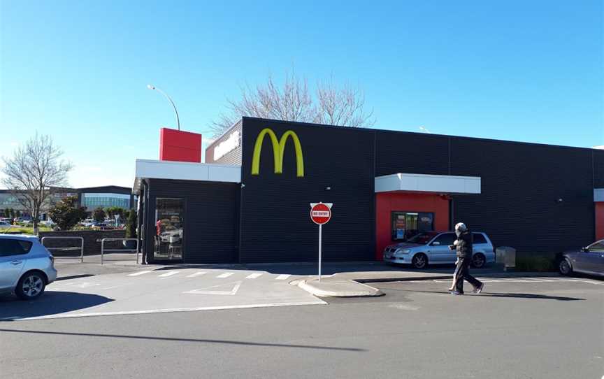 McDonald's St James, Rototuna, New Zealand