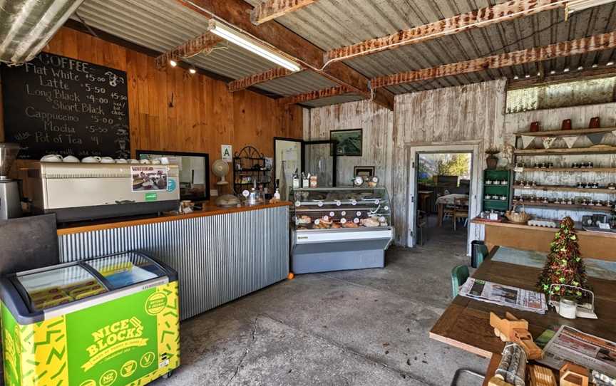 Miranda Farm Shop | Cafe | Gallery, Pokeno, New Zealand