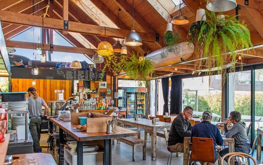 Piha Cafe, Piha, New Zealand