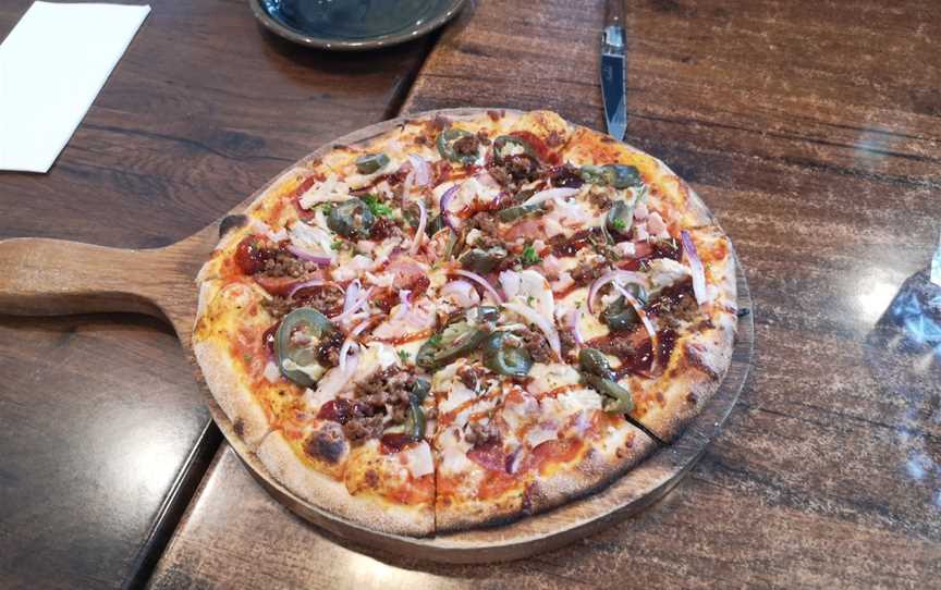 Scoozi Woodfire Pizza, Picton, New Zealand
