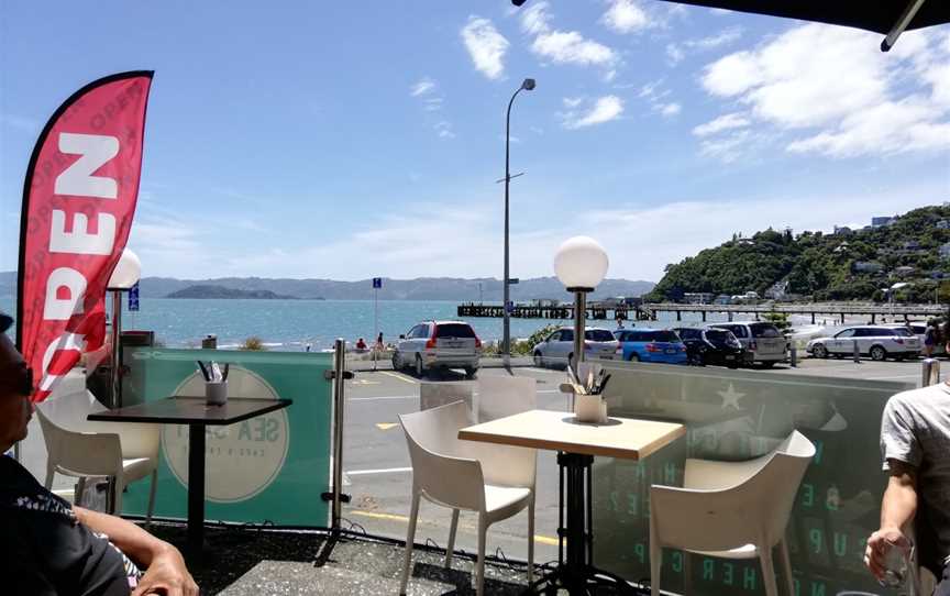Sea Salt Cafe & Eatery, Days Bay, New Zealand