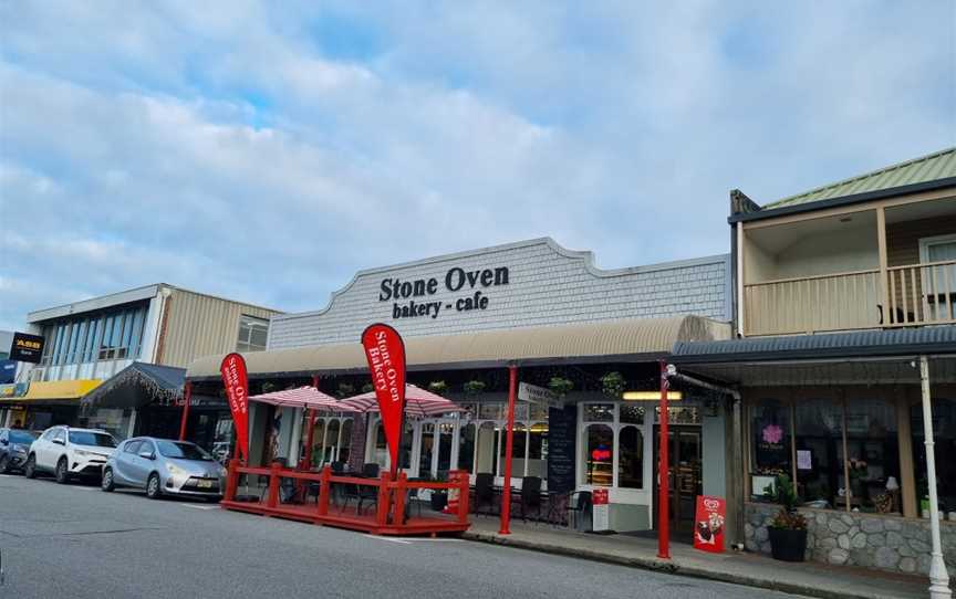 Stone Oven Bakery Cafe & Asian Grocery Store, Hokitika, New Zealand