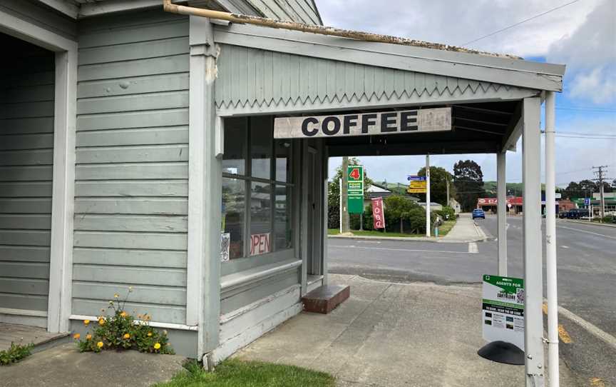 Tahatika Coffee Traders, Owaka, New Zealand