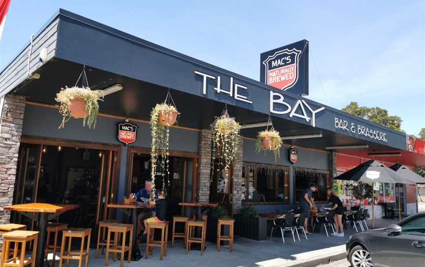 The Bay Bar and Brasserie, Acacia Bay, New Zealand