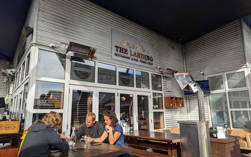 The Landing Restaurant & Bar, Waiau, New Zealand
