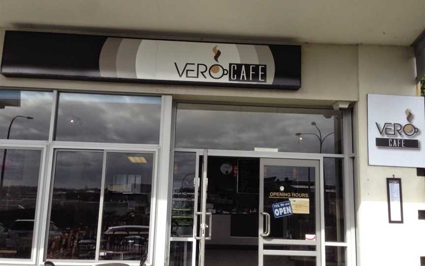 Vero Cafe, Unsworth Heights, New Zealand