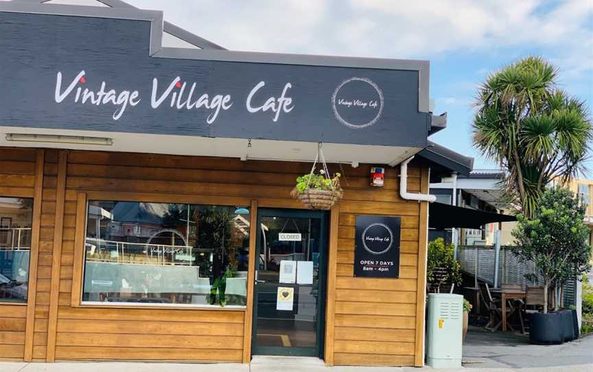 Vintage Village Cafe, Raumati Beach, New Zealand
