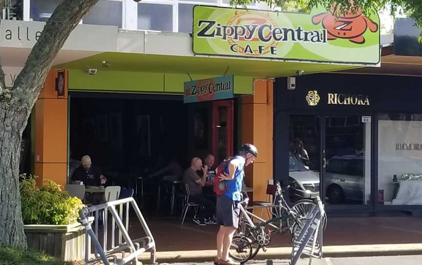 Zippy Central Bar & Cafe., Rotorua, New Zealand