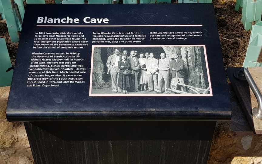 Blanche Cave, Joanna, SA