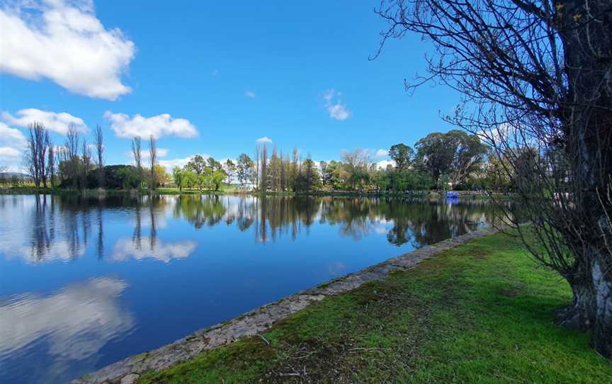Commonwealth Park, Nature & Trails in Canberra