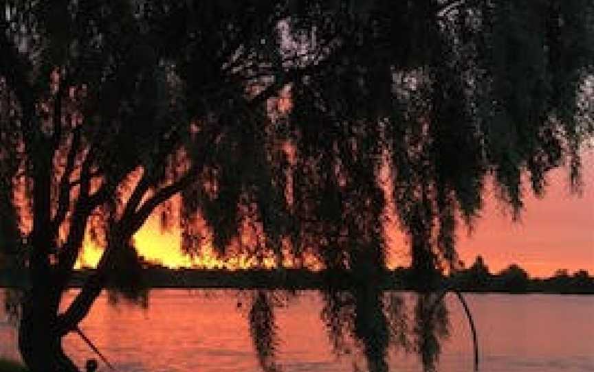 Moulamein Lake, Moulamein, NSW