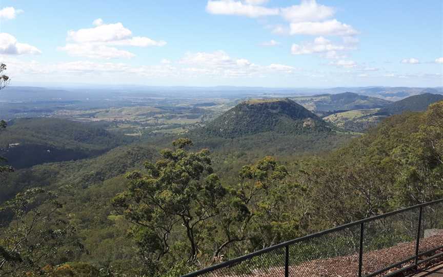 Picnic Point Lookout and Parkland, Rangeville, QLD