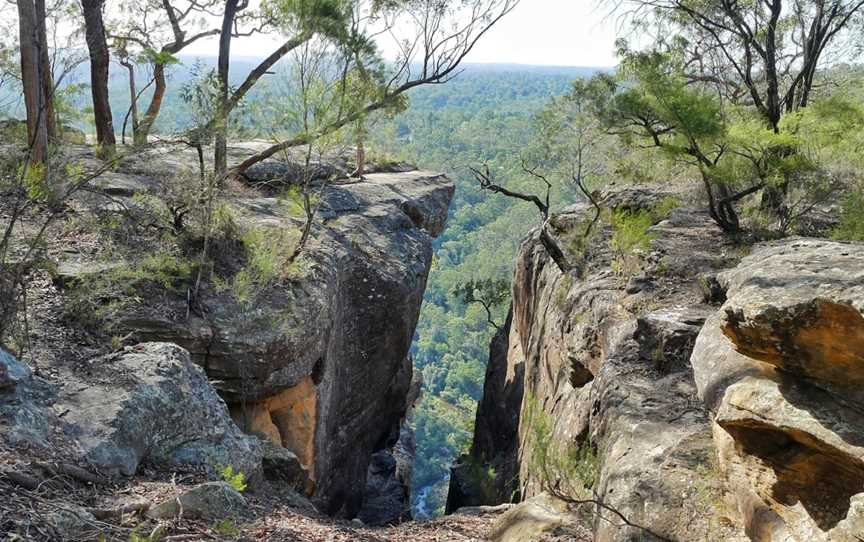 Tunnel View lookout, Glenbrook, NSW