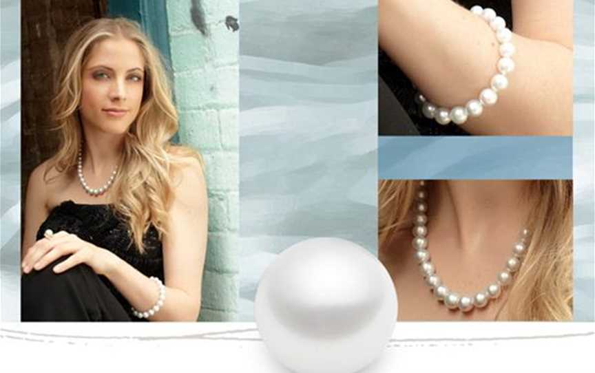 Australian South Sea Pearl Bracelet comprising 17 9 – 11mm AA Lustre pearls with 18 ct white gold clasp – Price $4,755 plus Australian South Sea Pearl Strand comprising 41, 9-12.1mm AA lustre pearls with 18ct white gold clasp – Price $10,338