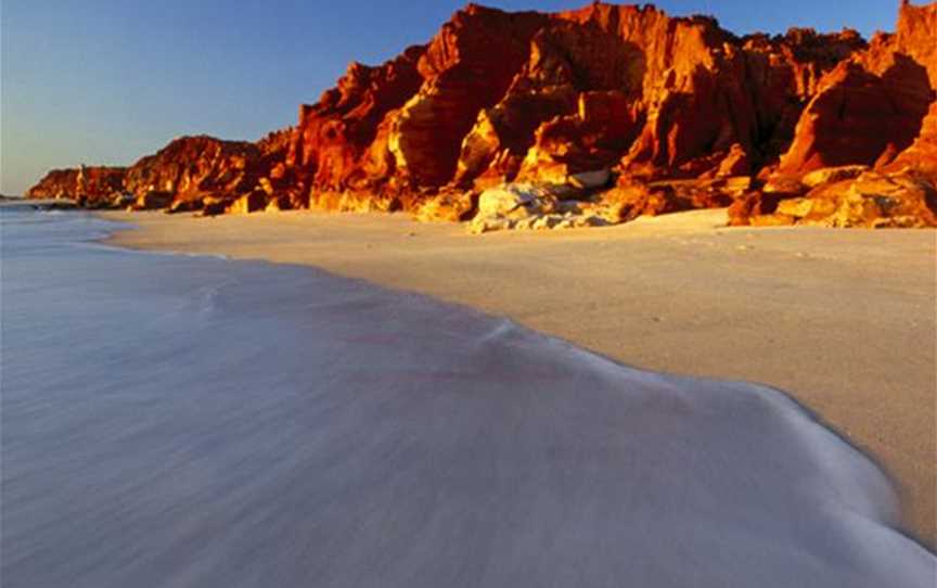 Aussie Off Road Tours, Tours in Broome - Suburb
