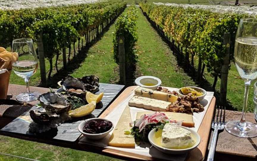Tasmanian Wine & Cheese Tours, Launceston, TAS