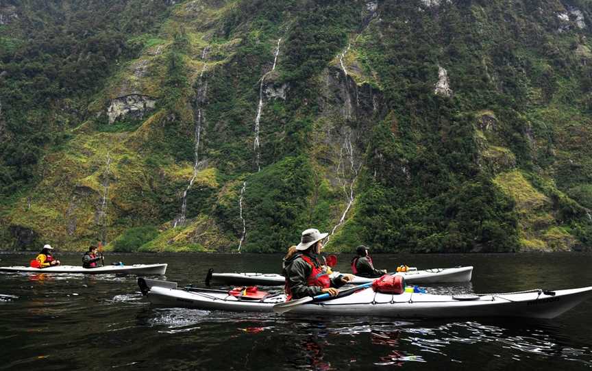 Doubtful Sound Kayak, Manapouri, New Zealand