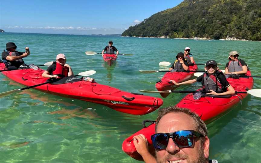 R&R Kayaks Abel Tasman, Elaine Bay, New Zealand