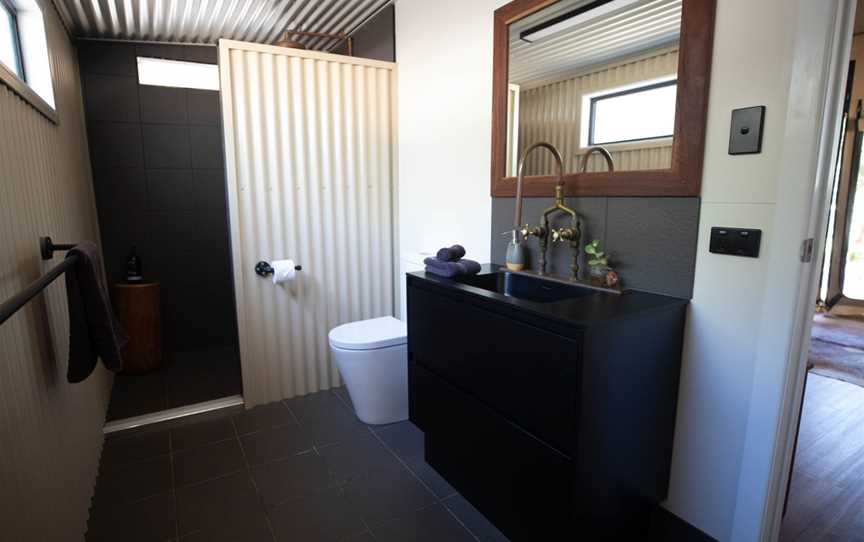 5 star glamping with ensuite bathrooms and showers.