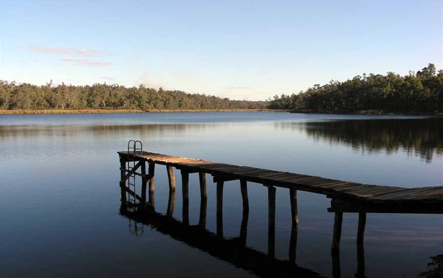 20060616143359! Lake Leschenaultia SM C