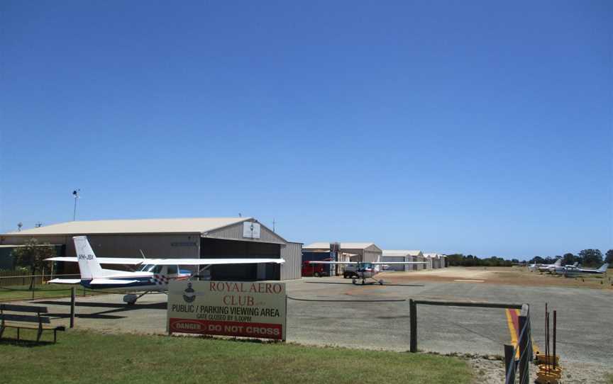 Murrayfield Airport (Western Australia), November 2019 02.jpg