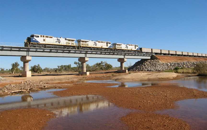 F MG Iron Ore Train2008