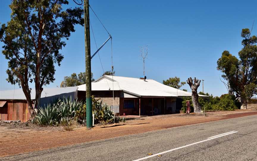 Kondut Post Office and Quarters, 2018 (01).jpg