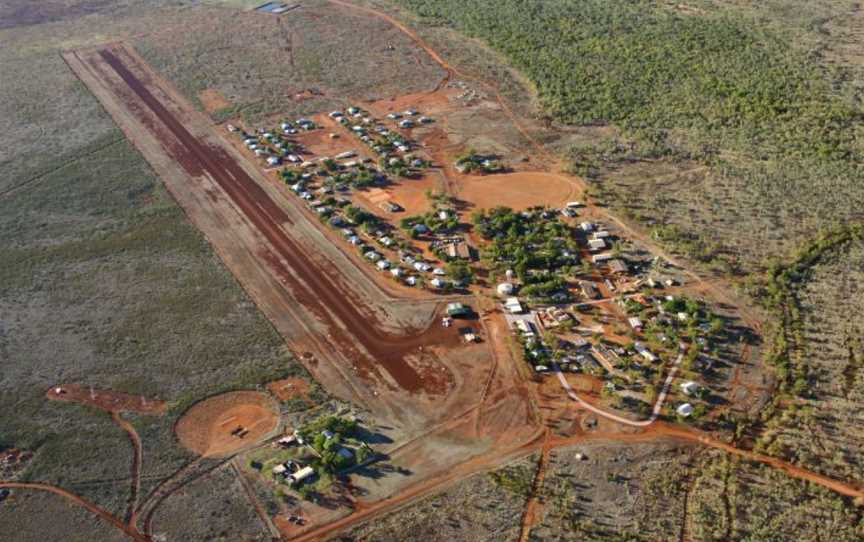Lajamanu aerial.jpg