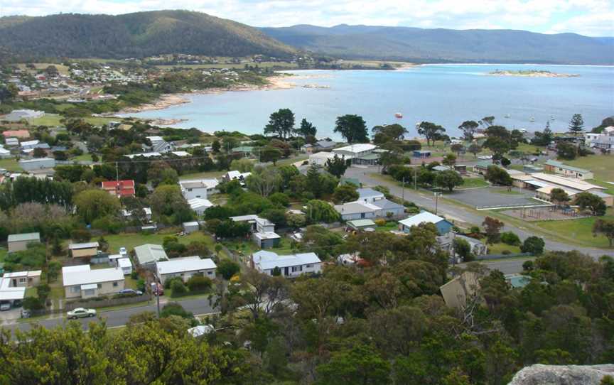 Tasmania bicheno town view.jpg