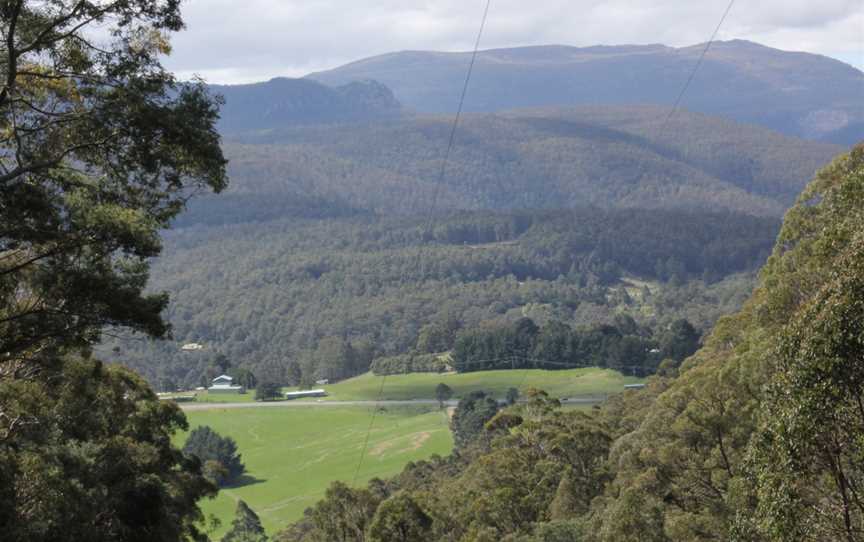 Lower Longley, Tasmania from Vinces Saddle.JPG