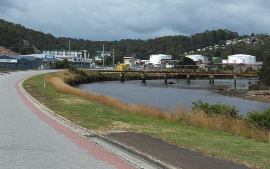 Emu-River-Wivenhoe-20170121-005.jpg