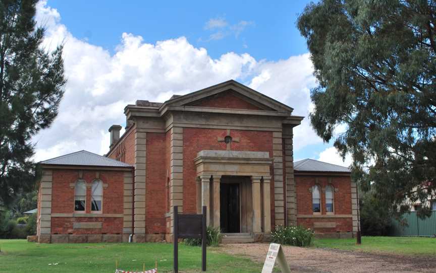 Dunolly Court House