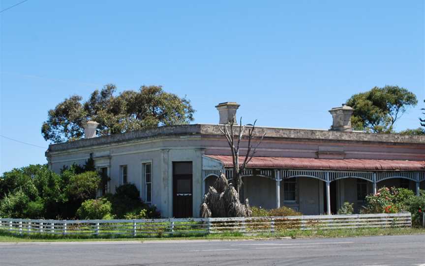 Southern Cross Coughlan's Hotel.jpg