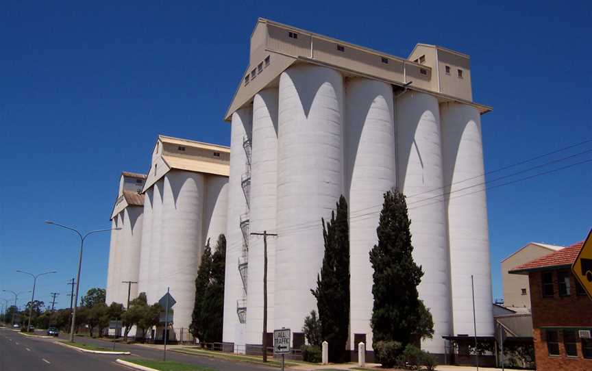 KingaroyPeanutSilos.jpg