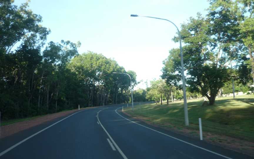 A UQld Weipa Central Avenueroad