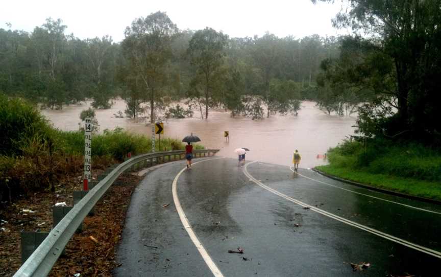 Colleges Crossingunderwaterat Chuwar