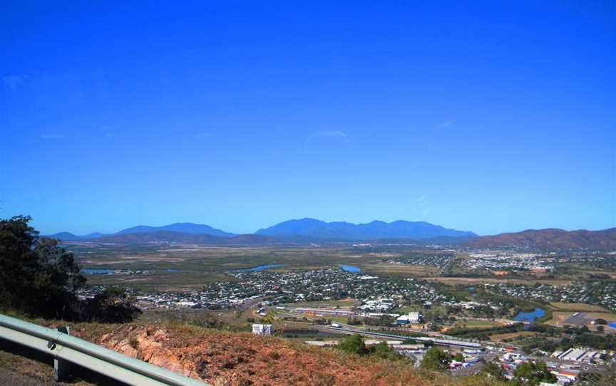 View From Castle Hill Townsville - panoramio (33).jpg