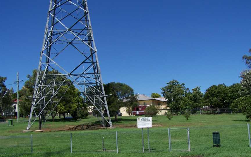 Free dog park - panoramio.jpg