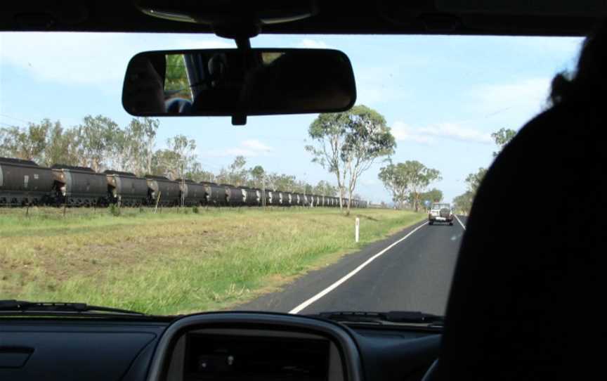 Coal Train next to Peak Downs Highway.jpg