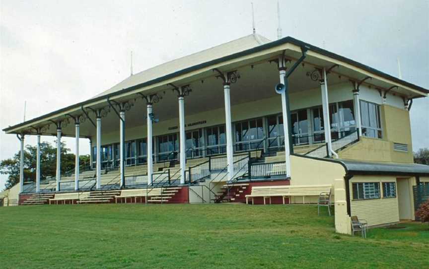 Grandstand, Cluden Racecourse, 2000.jpg