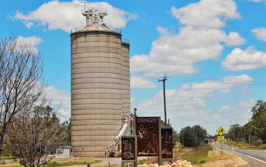 Dingo grain silos December 2017.jpg