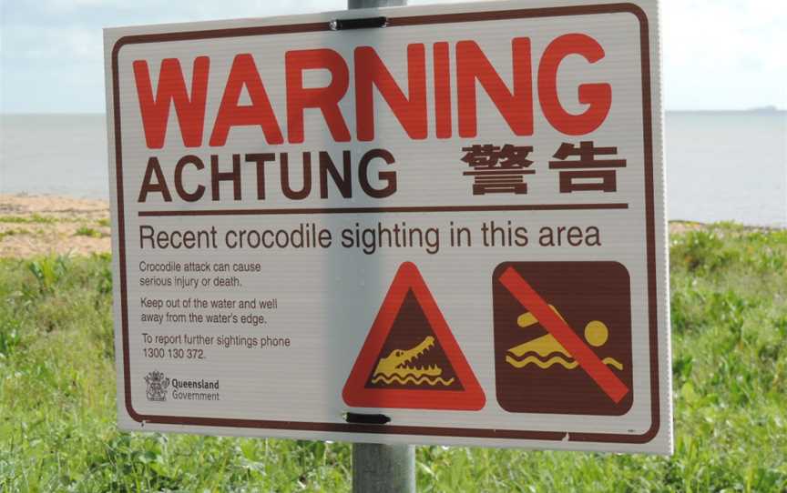 Crocodilewarningsign CBramston Beach C2018