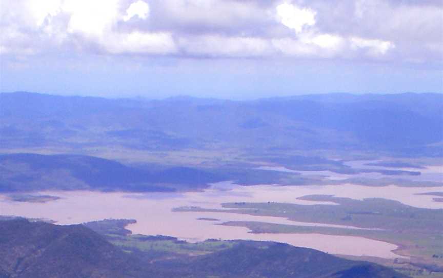 Lake Wivenhoe, Queensland.JPG