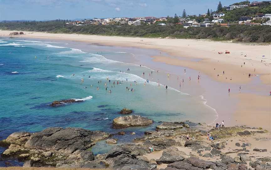 Light House Beach CPort Macquarie CN SW