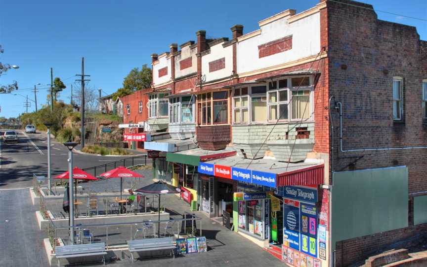 Meadowbank railway shops and outdoor eating area.jpg