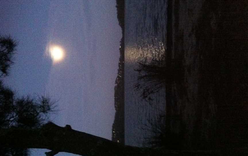 Moonlight Narrabeen Lake