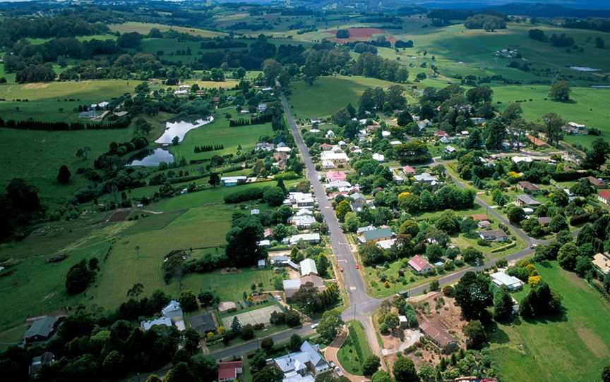 CSIRO ScienceImage 3723 Aerial view of the rural community of Burrawang in the Wingecarribee Catchment south of Sydney NSW 1999.jpg
