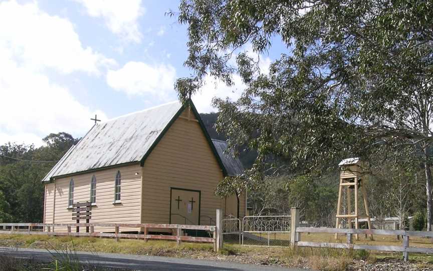 Ellenborough church.jpg