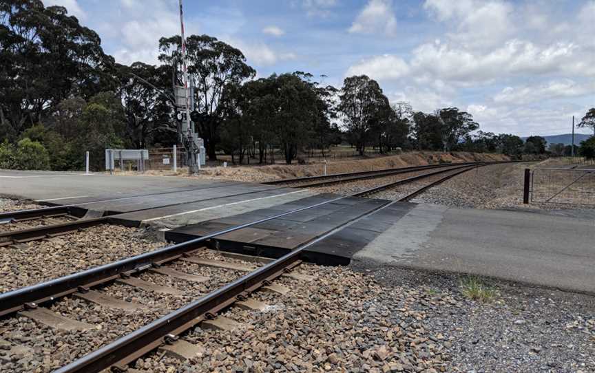 Carrick, New South Wales level crossing on Main South Line.jpg